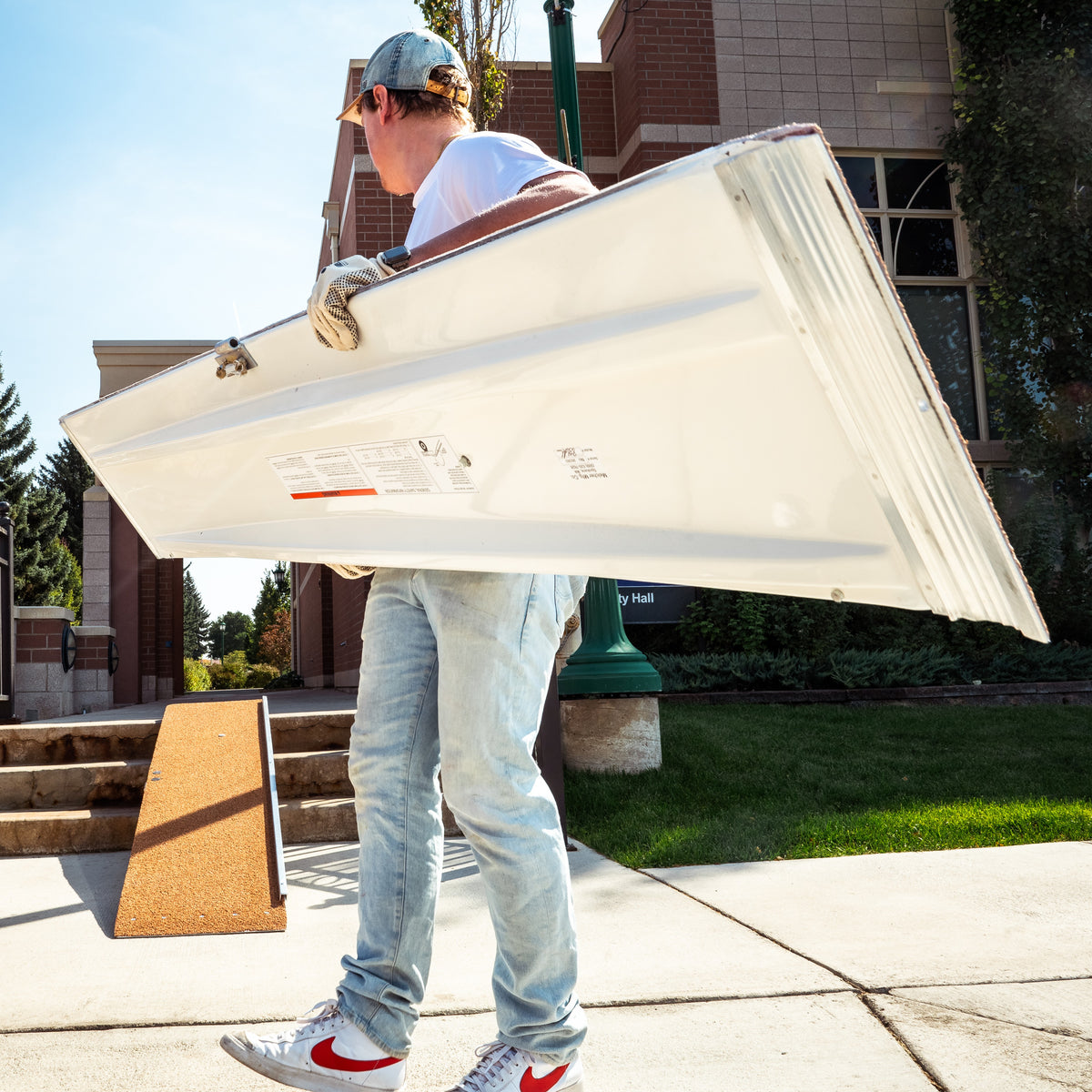 Dual Ramps - 1,500 lbs – Advantage Box Company Limited